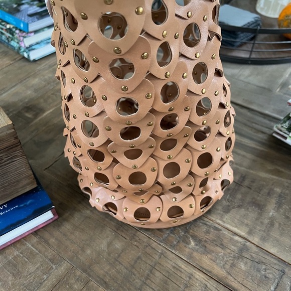 St. Laurent Seau Coeur Bucket Bag - Picture 8 of 15